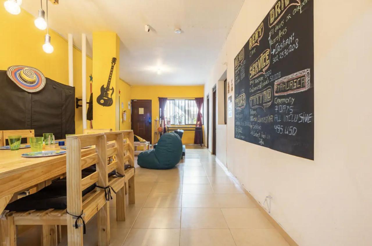 Casa Clandestina Guest House Меделин Екстериор снимка